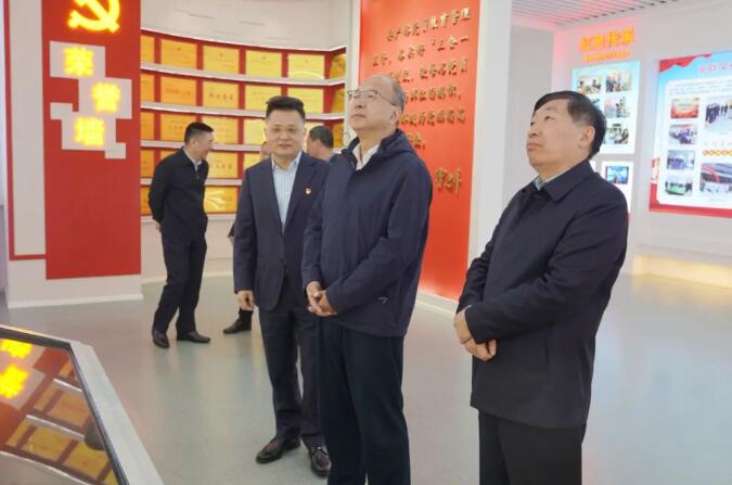 �����쿵���Źɷ����޹�˾